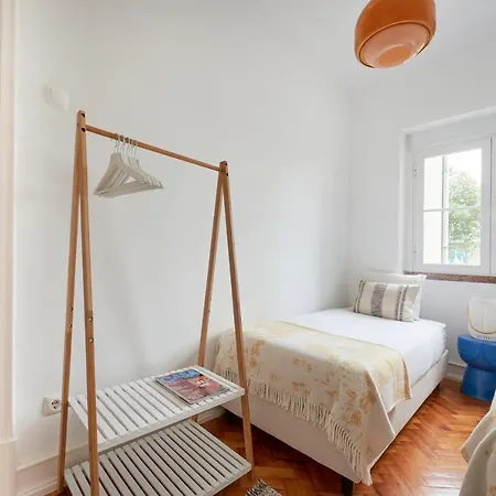 Light-Filled & Renovated Apartment, By Timecooler Lisbon Exterior photo